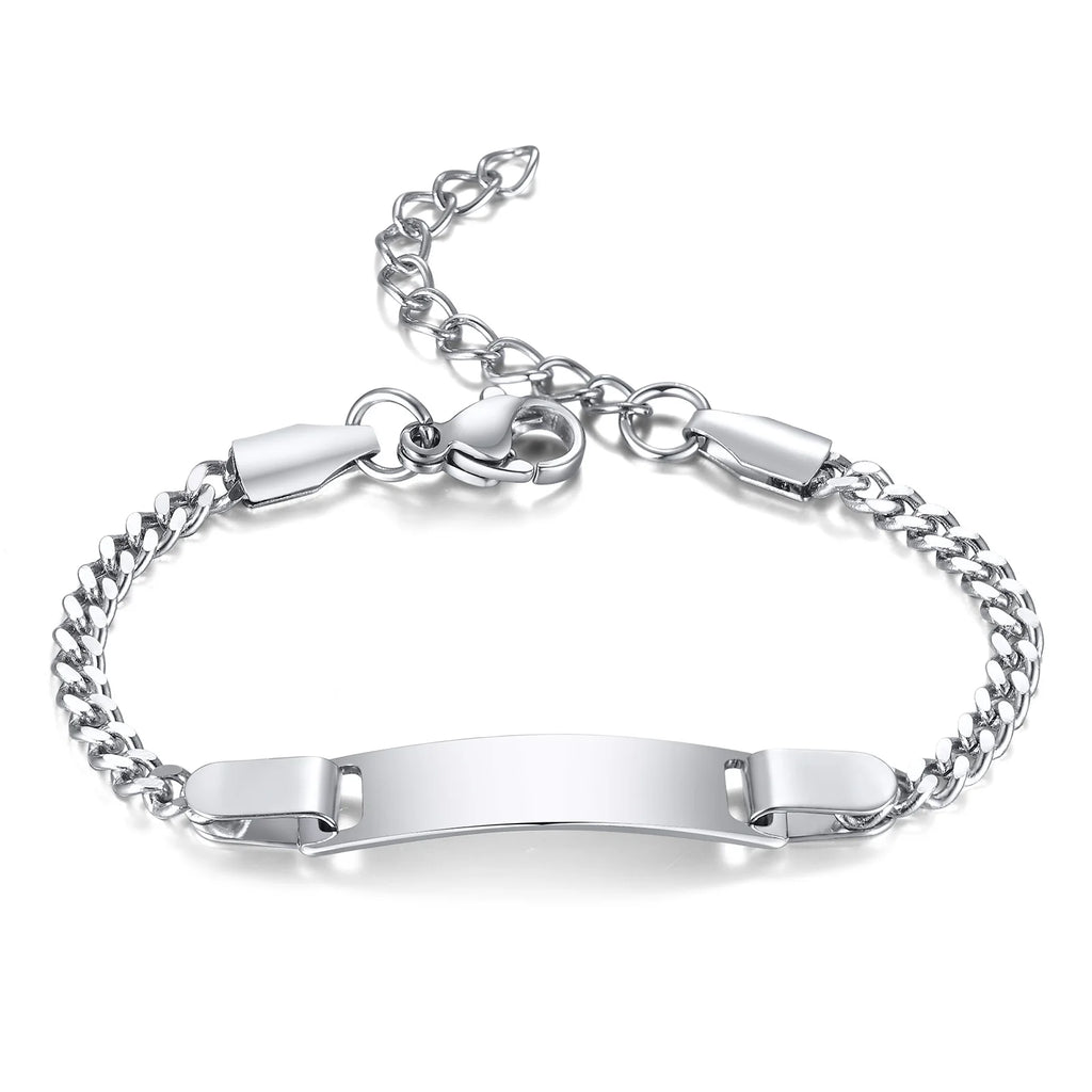 Personalized Heart Bracelet for Girls - Custom Engraved Stainless Steel Figaro Chain Link, Adjustable Gift for Any Occasion