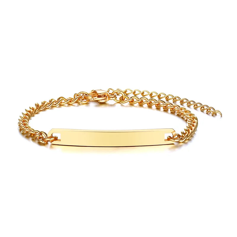 Personalized Heart Bracelet for Girls - Custom Engraved Stainless Steel Figaro Chain Link, Adjustable Gift for Any Occasion