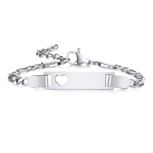 Personalized Heart Bracelet for Girls - Custom Engraved Stainless Steel Figaro Chain Link, Adjustable Gift for Any Occasion