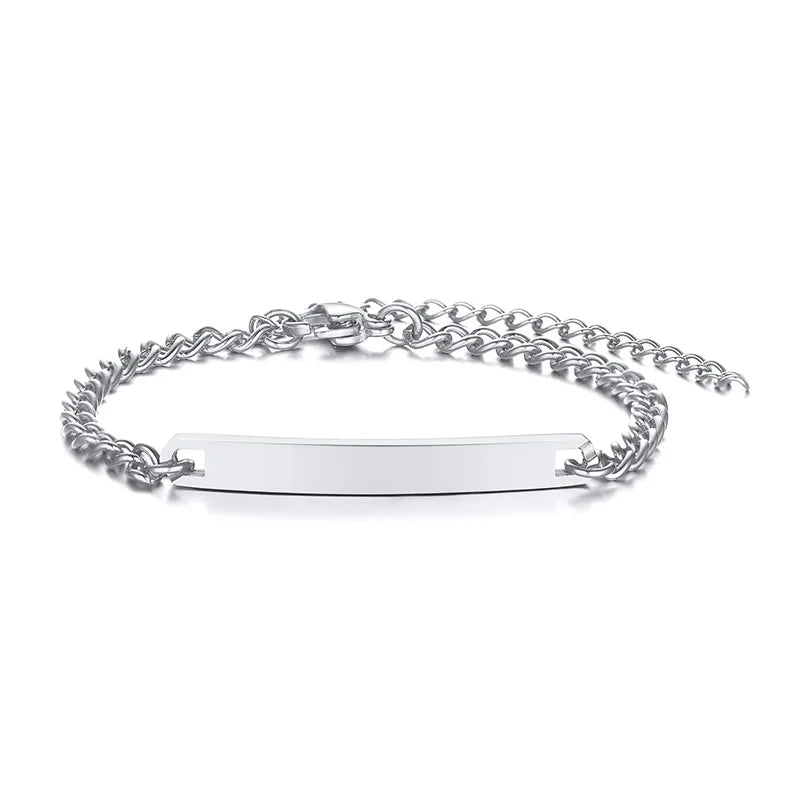 Personalized Heart Bracelet for Girls - Custom Engraved Stainless Steel Figaro Chain Link, Adjustable Gift for Any Occasion