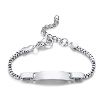 Personalized Heart Bracelet for Girls - Custom Engraved Stainless Steel Figaro Chain Link, Adjustable Gift for Any Occasion